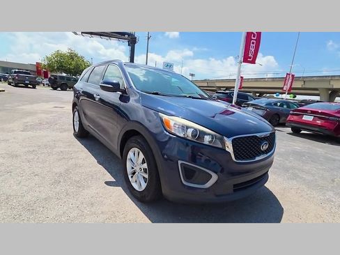 Used 2016 Kia Sorento FWD image 33