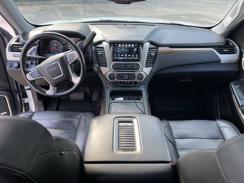 Used 2020 GMC Yukon Denali w/ Open Road Package AWD/4WD image 21