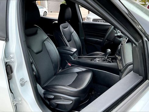 Used 2023 Jeep Compass Altitude image 8