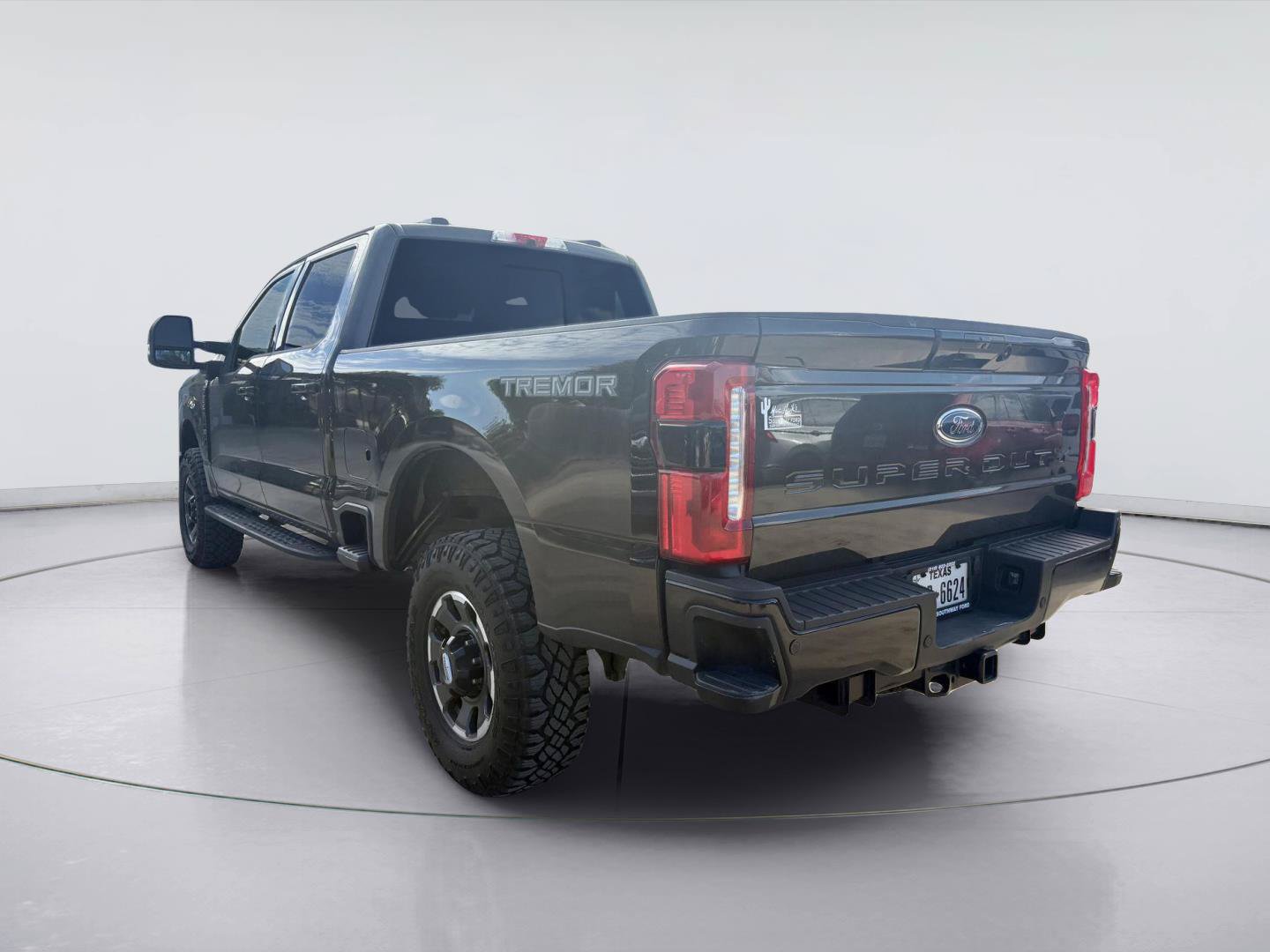 Used 2024 Ford F250 XLT w/ Tremor Off-Road Package AWD/4WD image 5