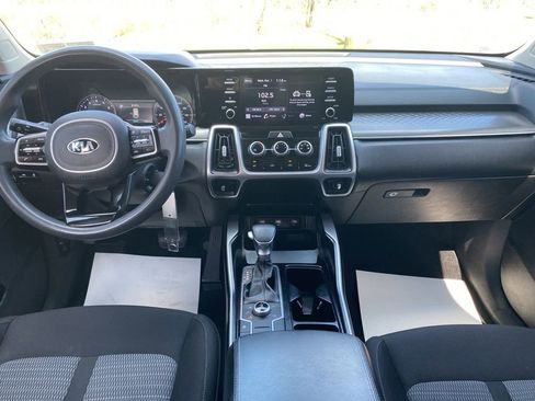 Certified 2021 Kia Sorento LX image 22