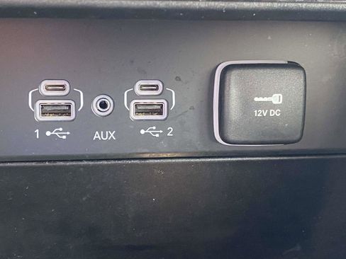 Certified 2024 Jeep Grand Cherokee Laredo X image 6