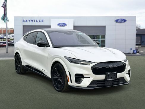 Used 2025 Ford Mustang Mach-E GT w/ Interior Protection Package image 6