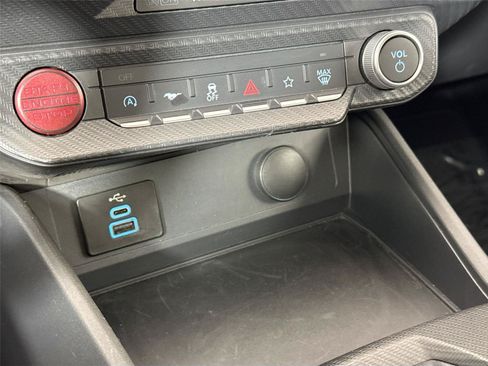 Used 2025 Ford Mustang Premium RWD image 28