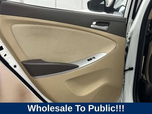 Used 2013 Hyundai Accent GLS FWD image 17