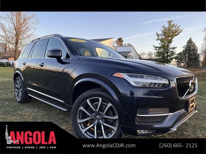 Used 2017 Volvo XC90 T6 Momentum w/ Vision Package