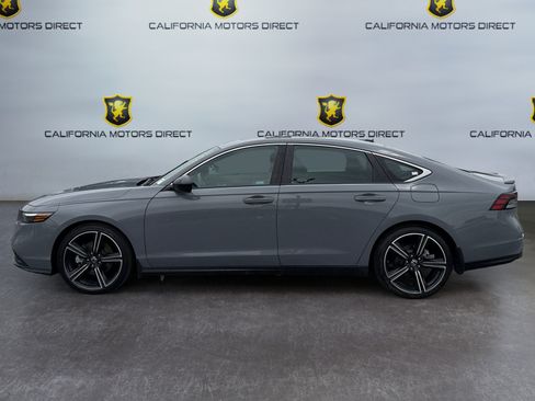 Used 2023 Honda Accord Sport image 2