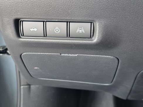 New 2026 Nissan Sentra SR FWD image 28
