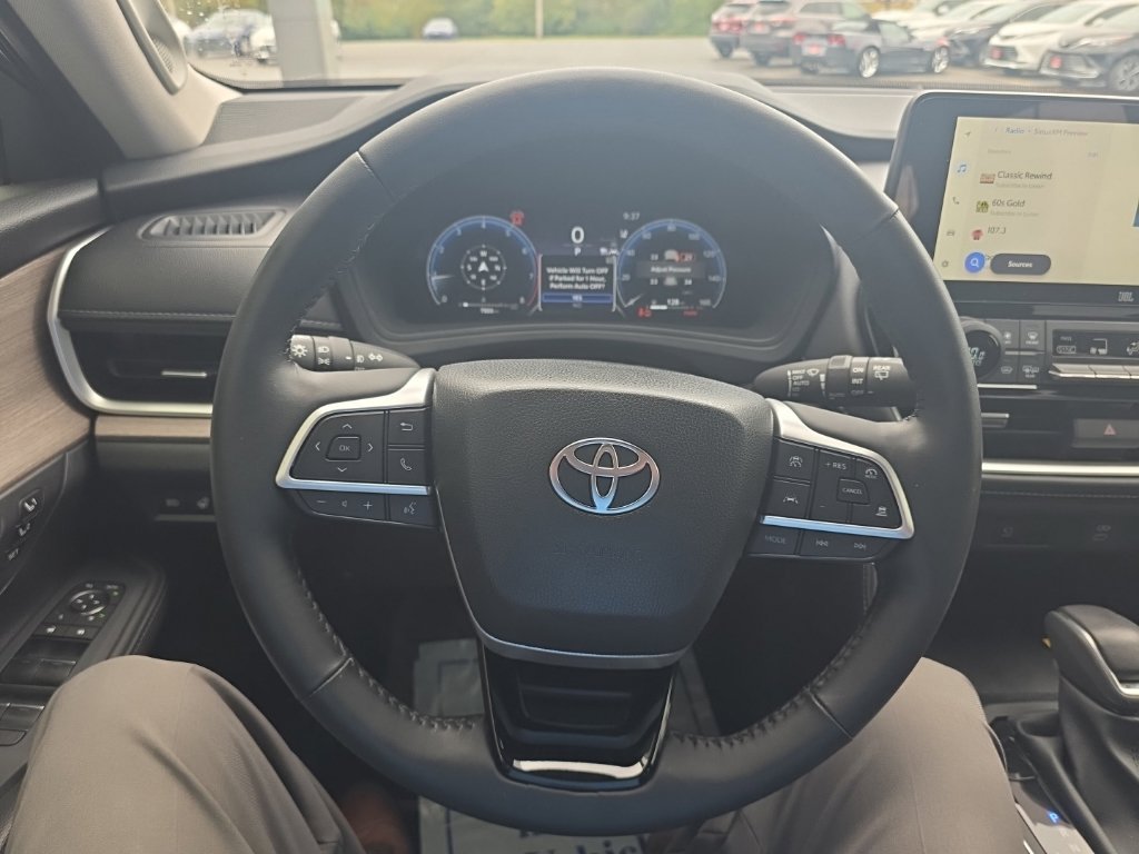 Used 2026 Toyota Grand Highlander FWD image 22