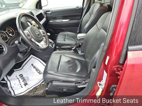 Used 2016 Jeep Compass High Altitude image 33