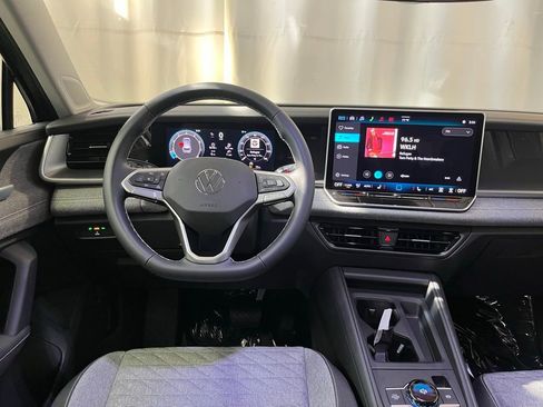 New 2026 Volkswagen Tiguan S FWD image 18