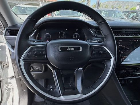 Used 2022 Jeep Grand Cherokee L Laredo w/ Luxury Tech Group I image 19