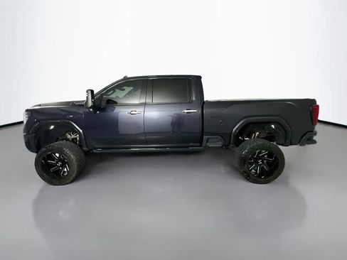 Used 2024 GMC Sierra 2500 Denali Ultimate AWD/4WD image 4