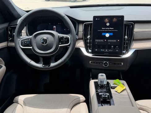 New 2026 Volvo XC90 B6 Ultra w/ Lounge Package AWD/4WD image 12