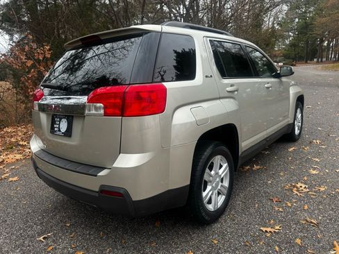 Used 2014 GMC Terrain SLE image 3