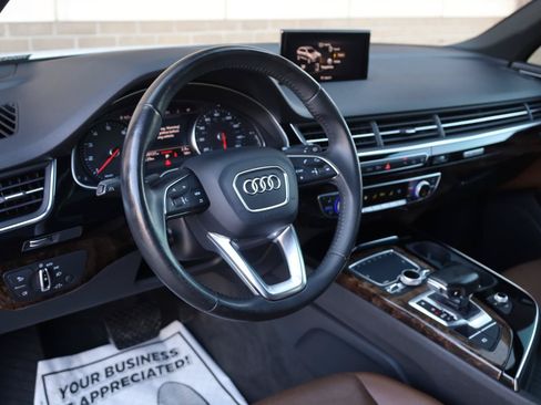 Used 2017 Audi Q7 2.0T Premium Plus w/ Premium Plus Package AWD/4WD image 16