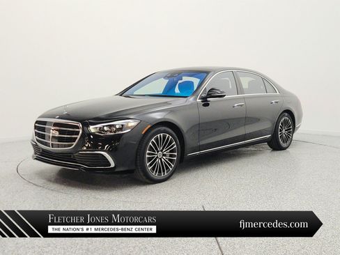 Used 2023 Mercedes-Benz S 580e 4MATIC Sedan image 1