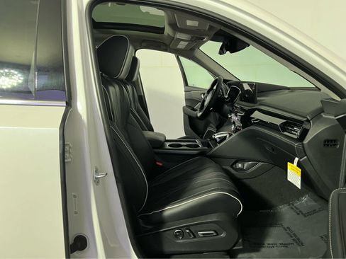 Used 2026 Acura MDX w/ Advance Package AWD/4WD image 32