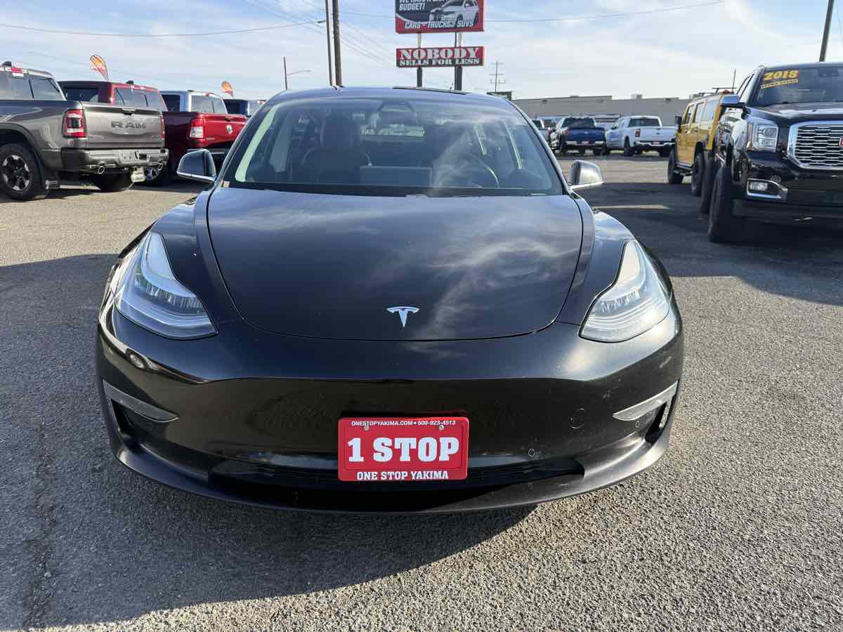 Used 2018 Tesla Model 3 Long Range AWD/4WD image 2