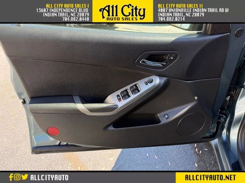 Used 2005 Pontiac G6 Sedan w/ Drivers Package image 22