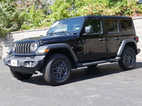 Used 2024 Jeep Wrangler Sport S image 1