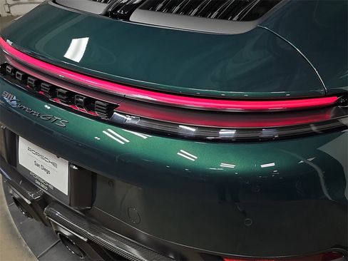 Used 2025 Porsche 911 Carrera GTS image 30