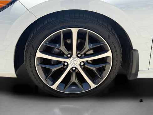 Used 2023 Honda Civic Touring image 43