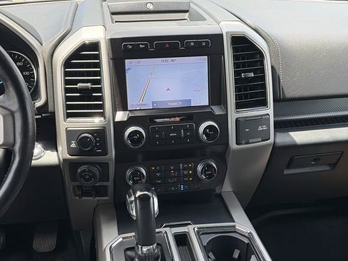 Used 2020 Ford F150 Lariat w/ Equipment Group 502A Luxury AWD/4WD image 14