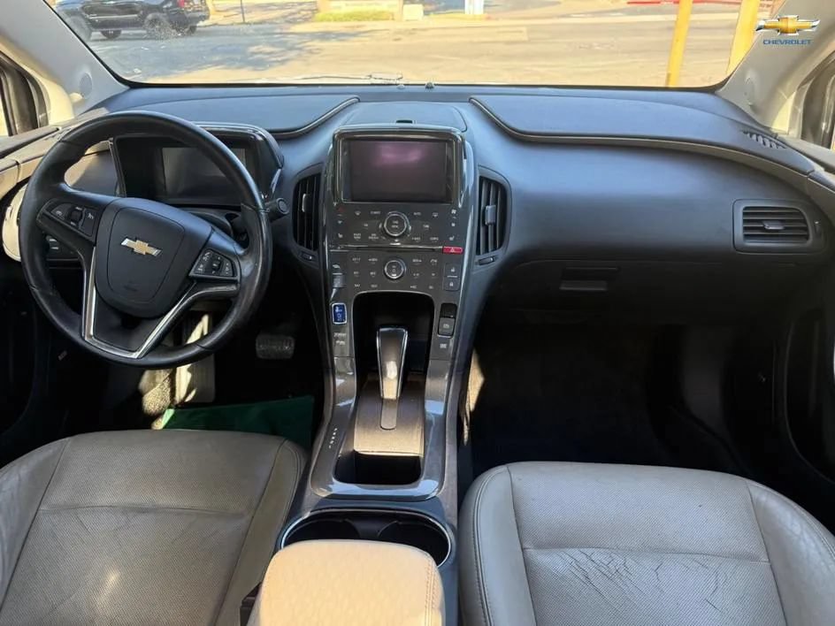 Used 2012 Chevrolet Volt Premium w/ Premium Trim Package FWD image 22