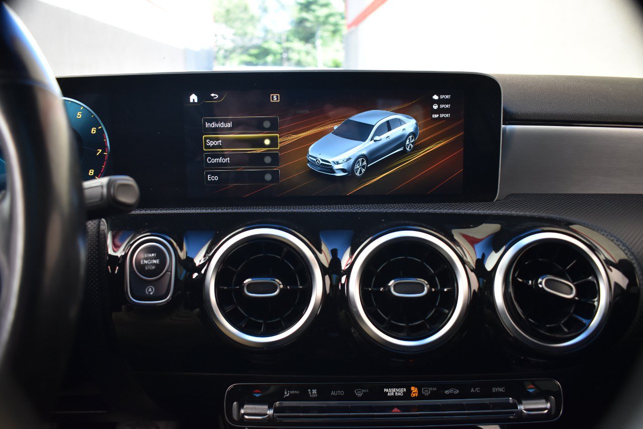 Used 2019 Mercedes-Benz A 220 4MATIC image 29