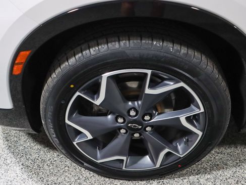 Used 2022 Chevrolet Blazer RS FWD image 11