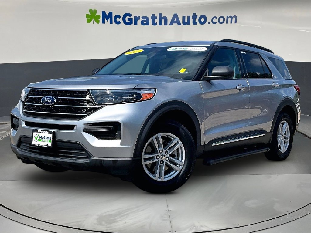 Used 2021 Ford Explorer XLT AWD/4WD image 3