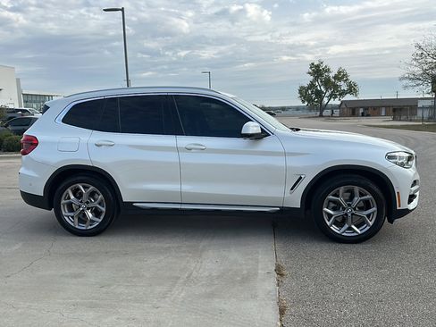 Used 2021 BMW X3 xDrive30i w/ Executive Package image 9