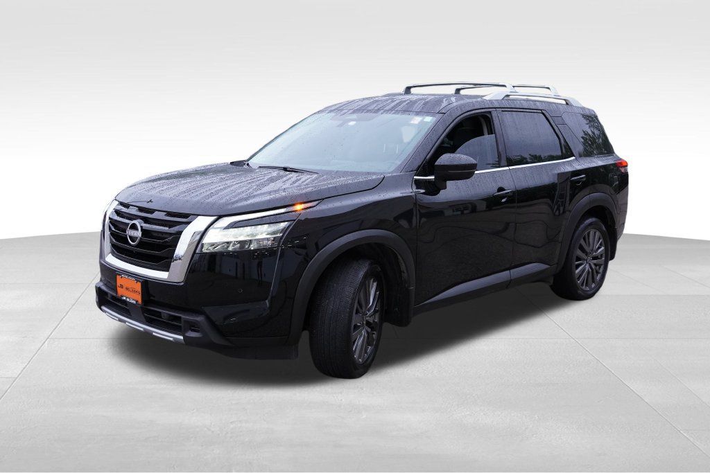 Used 2024 Nissan Pathfinder SL w/ SL Premium Package AWD/4WD image 11