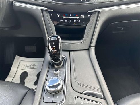 Certified 2022 Cadillac XT5 Premium Luxury image 76