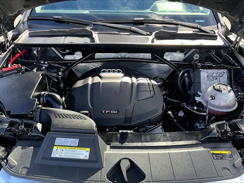 Used 2018 Audi Q5 2.0T Premium Plus w/ Premium Plus Package image 9