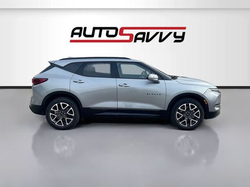 Used 2025 Chevrolet Blazer RS FWD image 8