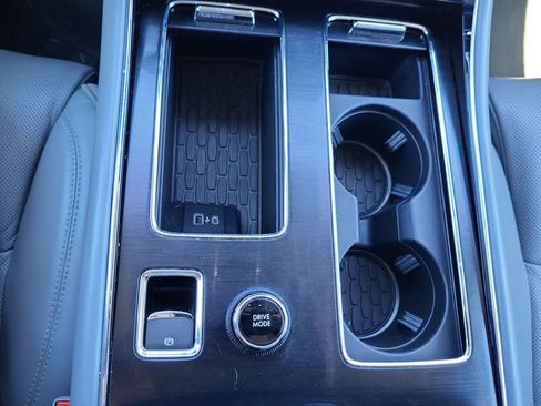 Used 2020 Lincoln Aviator Grand Touring w/ Equipment Group 302A AWD/4WD image 23