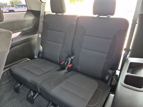 Used 2020 GMC Acadia SLE w/ Driver Convenience Package FWD image 21