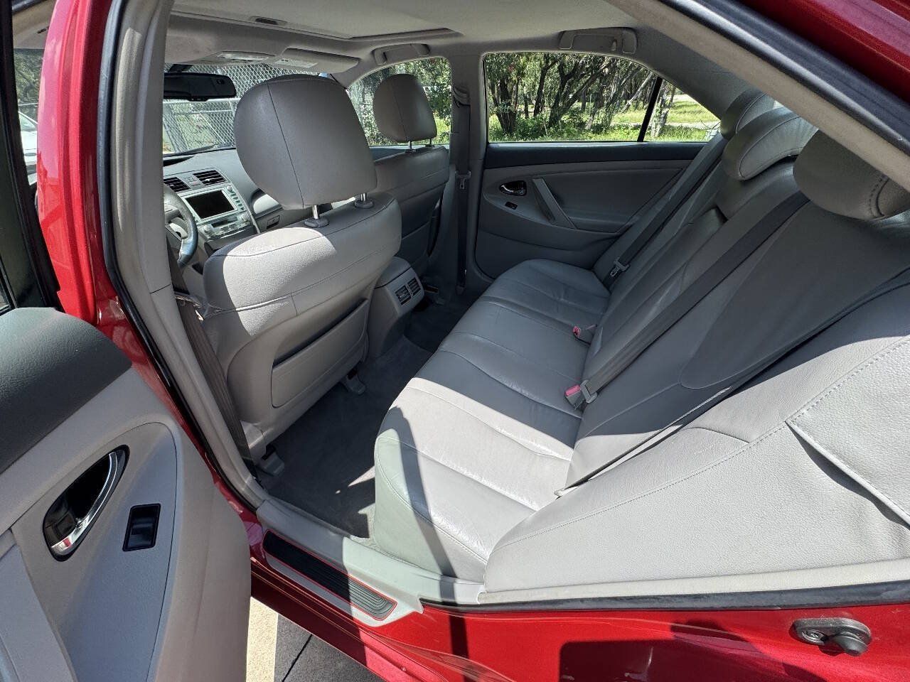 Used 2007 Toyota Camry Hybrid FWD image 26