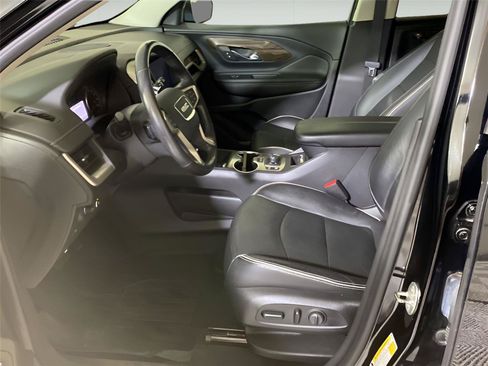 Used 2020 GMC Terrain Denali w/ Denali Premium Package AWD/4WD image 17