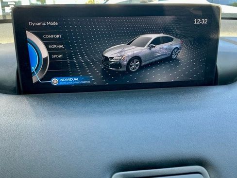 Used 2023 Acura TLX w/ Technology Package image 32