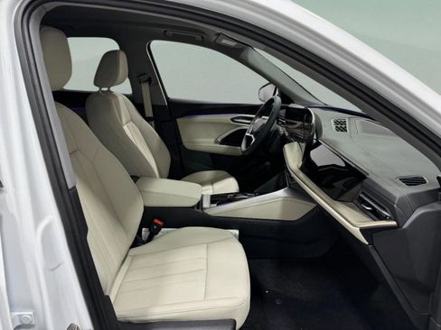 New 2025 Audi Q5 Premium image 16