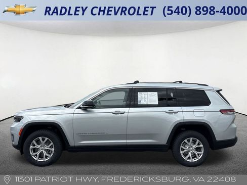 Used 2022 Jeep Grand Cherokee L Limited AWD/4WD image 17