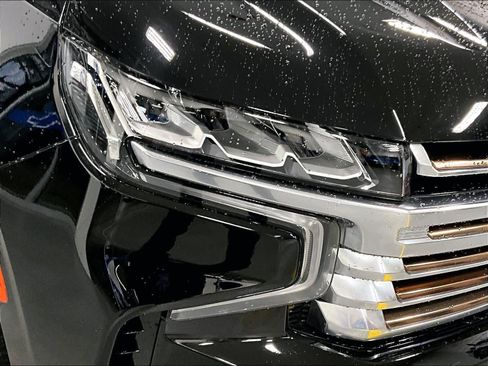 Certified 2023 Chevrolet Suburban High Country image 33