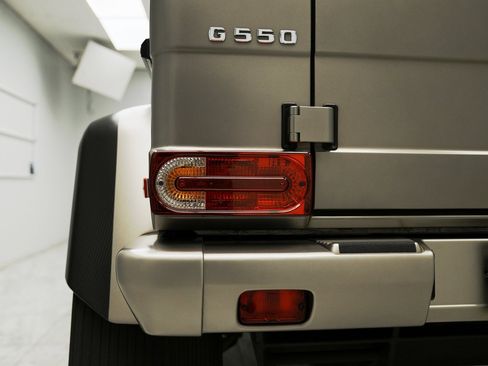 Used 2017 Mercedes-Benz G 550 Squared image 18