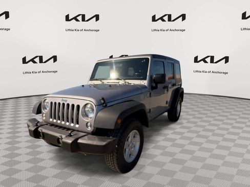 Used 2018 Jeep Wrangler Unlimited Sport S AWD/4WD image 4
