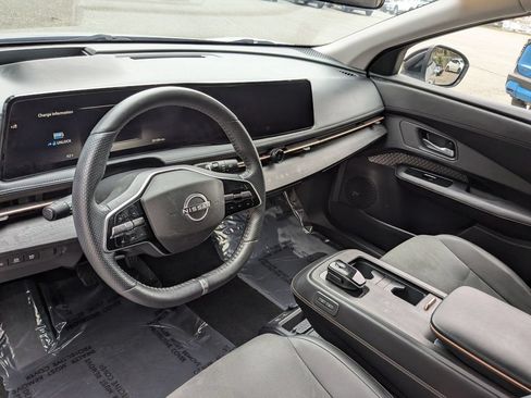 Used 2023 Nissan Ariya FWD image 14