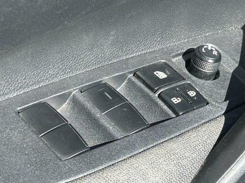 Used 2023 Toyota Corolla LE FWD image 25