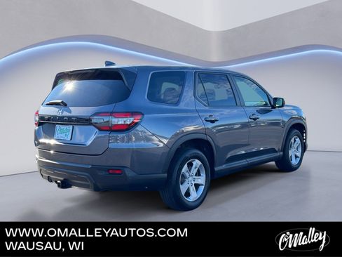 Used 2023 Honda Pilot LX image 5